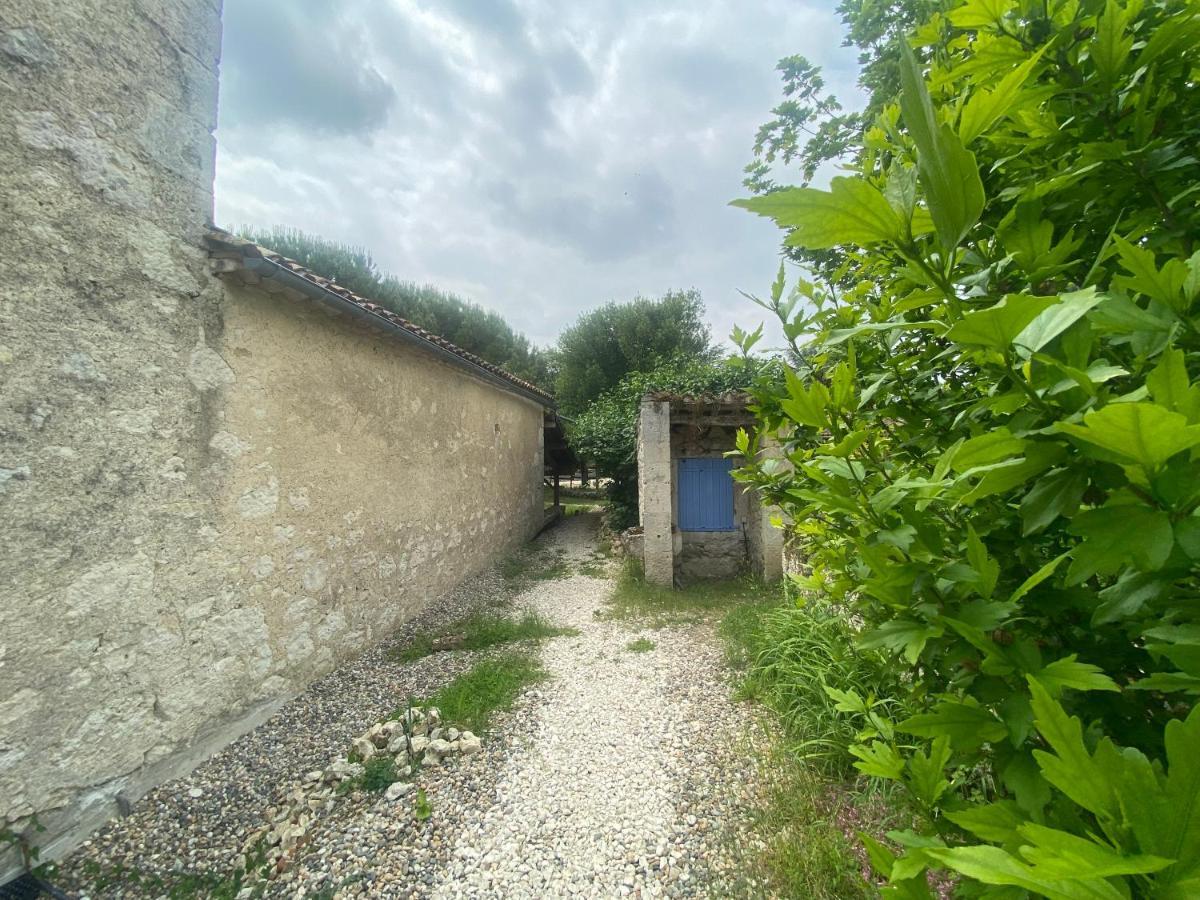 Studio pour 4 personnes au Sabathé Saint-Mezard Extérieur photo